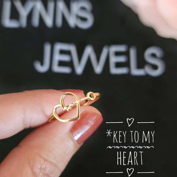 Heart and Key Ring 18K Real Saudi Gold - Picture 2 of 5